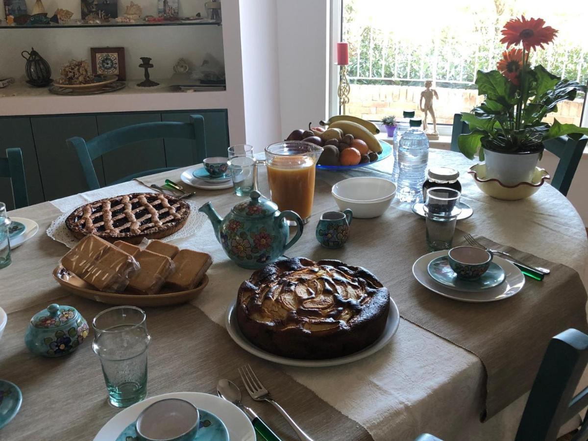 B&B La Palma San Costanzo Luaran gambar