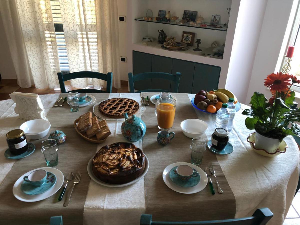 B&B La Palma San Costanzo Luaran gambar
